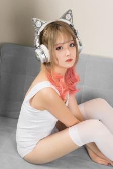 龚玥菲潘金莲